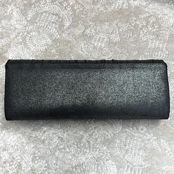 La Regale Black Metallic Shimmer Gathered Satin Clutch Formal Evening Bag - Picture 4 of 15